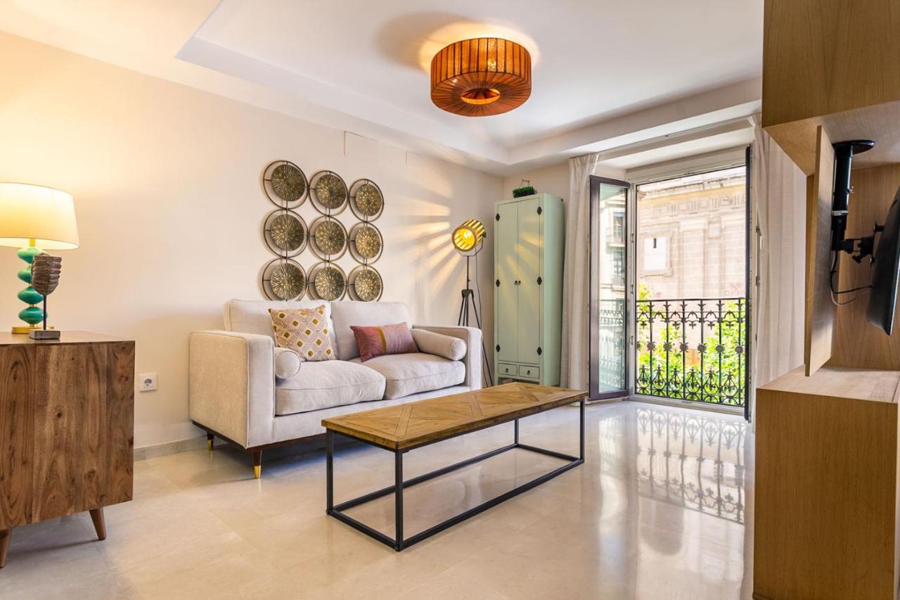 סביליה Apartamento Living By Cathedral מראה חיצוני תמונה