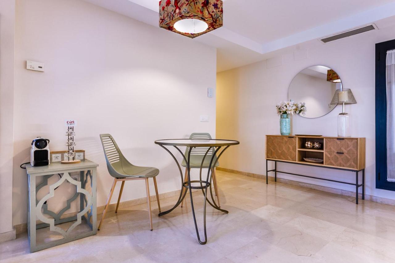 סביליה Apartamento Living By Cathedral מראה חיצוני תמונה