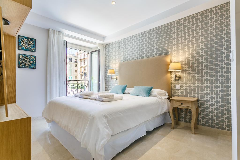 סביליה Apartamento Living By Cathedral מראה חיצוני תמונה