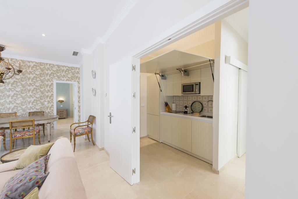 סביליה Apartamento Living By Cathedral מראה חיצוני תמונה