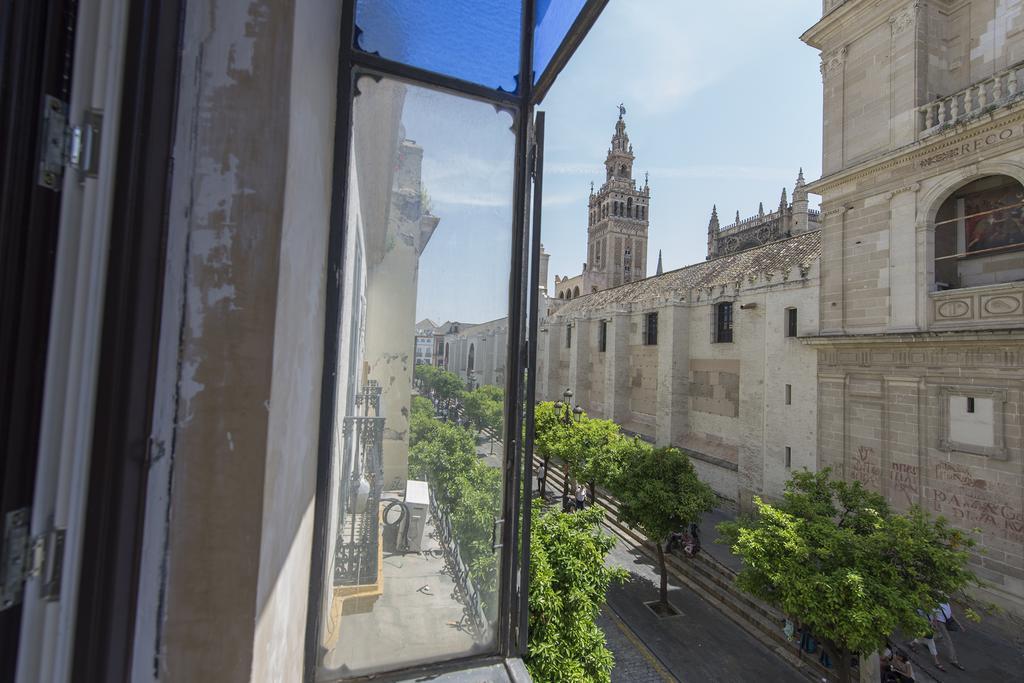 סביליה Apartamento Living By Cathedral מראה חיצוני תמונה