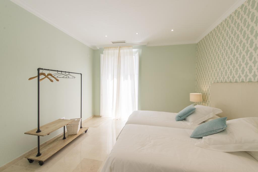 סביליה Apartamento Living By Cathedral מראה חיצוני תמונה