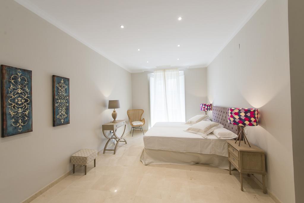סביליה Apartamento Living By Cathedral מראה חיצוני תמונה